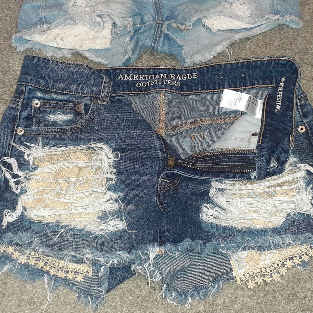 2 pairs of shorts
